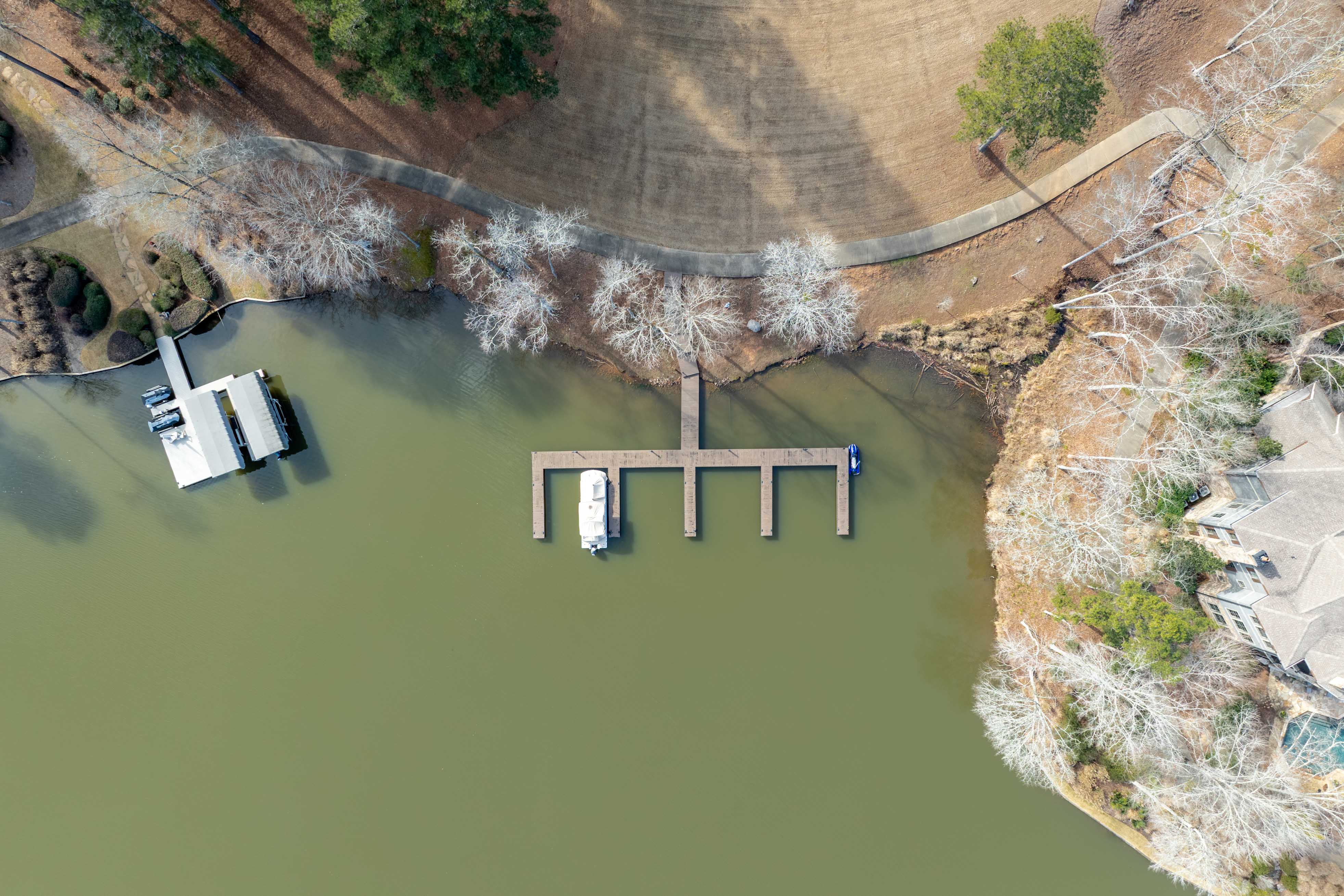 1050 Montgomery Drive image 55